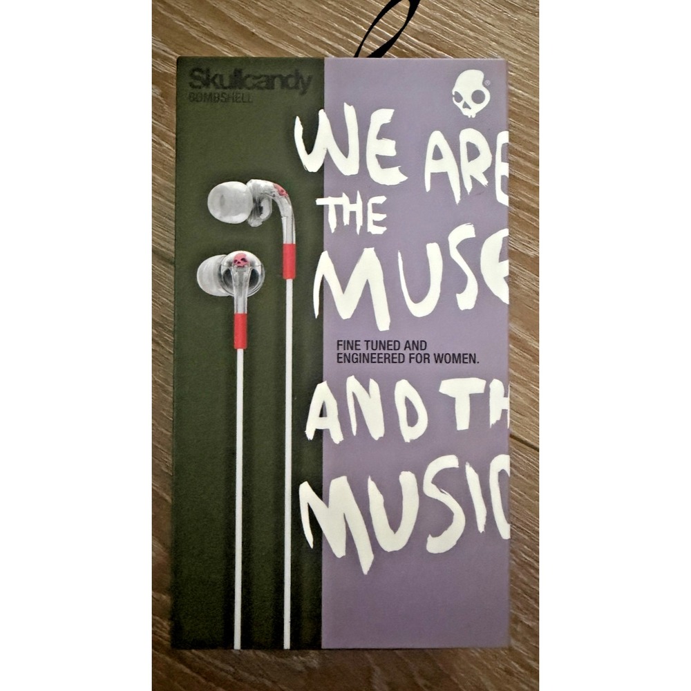 Skullcandy Bombshell Women's Wired Earbuds Coral S2FXHX-476 New Sealed